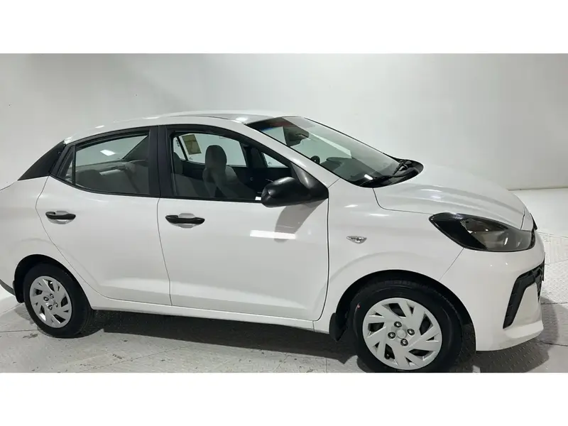 Hyundai GRAND i10 FLT 2024 16