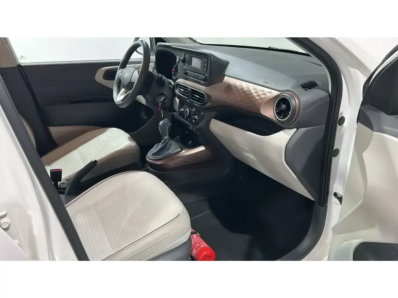 Hyundai GRAND i10 FLT 2024 20