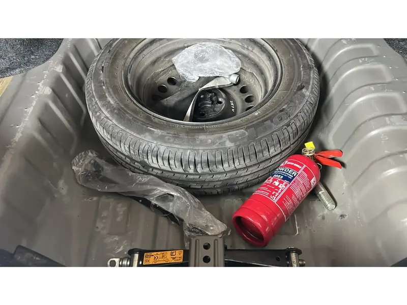 Nissan Sunny COMFORT 2023 19