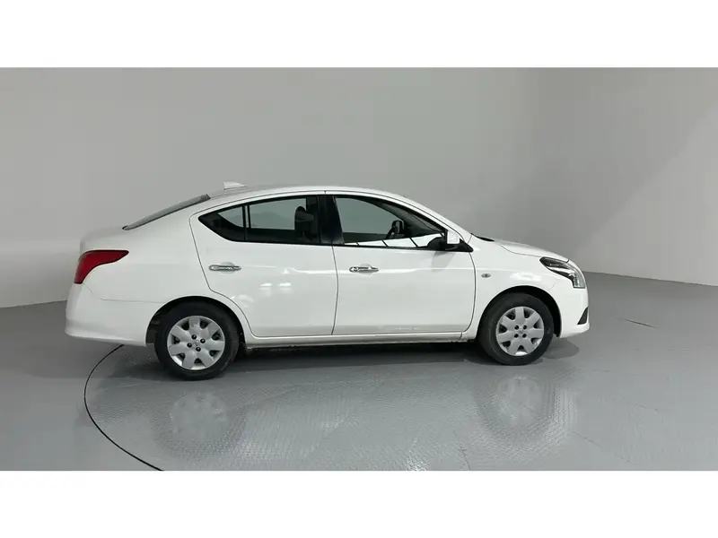 Nissan Sunny STD 2024 7