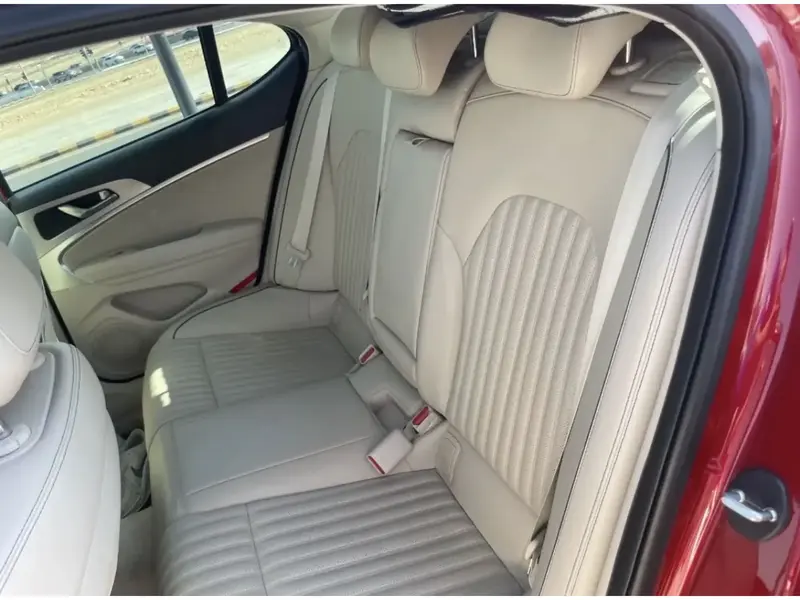 Genesis G70 2020 3