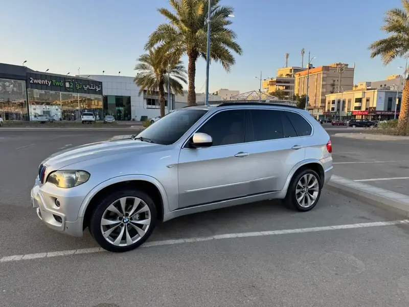 BMW 5 Series 2010 3
