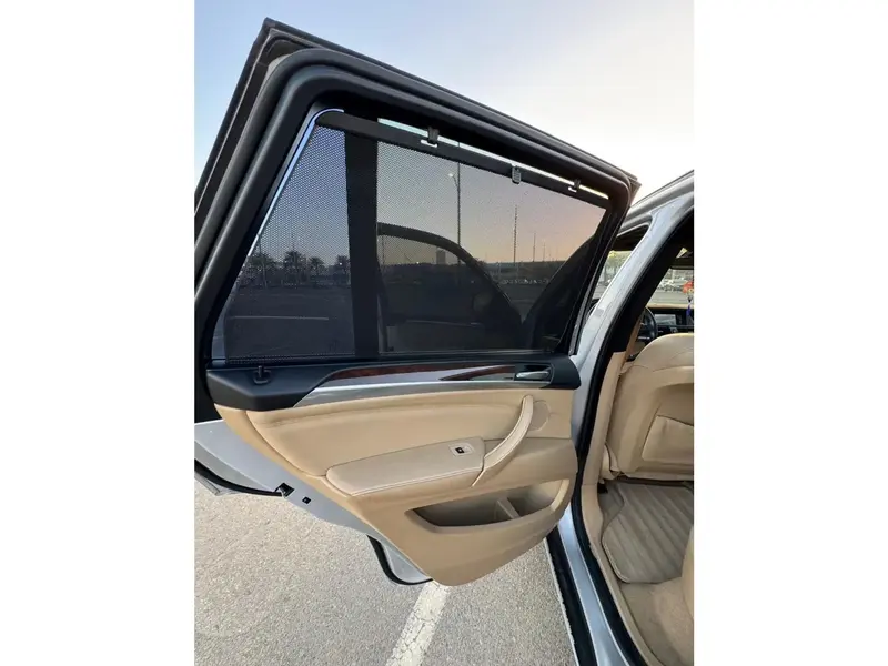 BMW 5 Series 2010 11