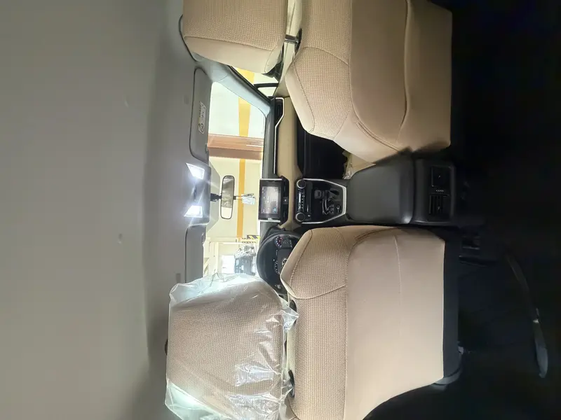 Toyota RAV4 2024 8