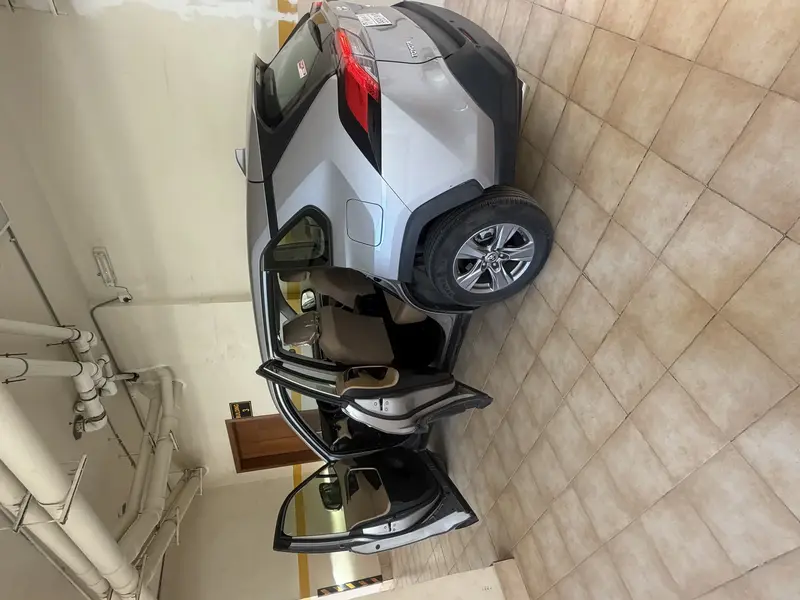 Toyota RAV4 2024 11