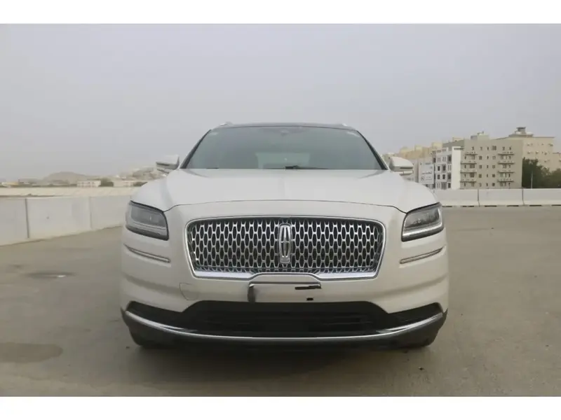 Lincoln Nautilus 2022 3