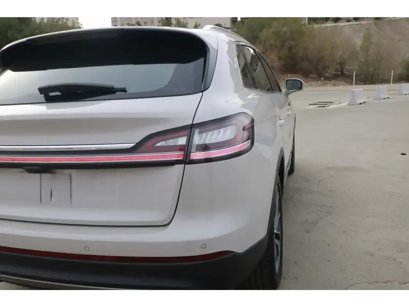 Lincoln Nautilus 2022 14