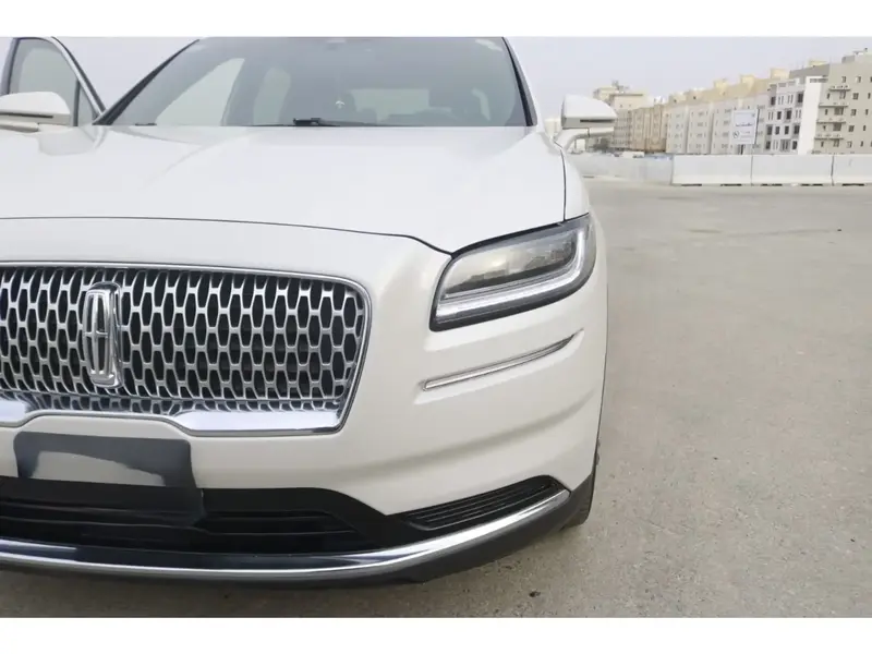 Lincoln Nautilus 2022 1