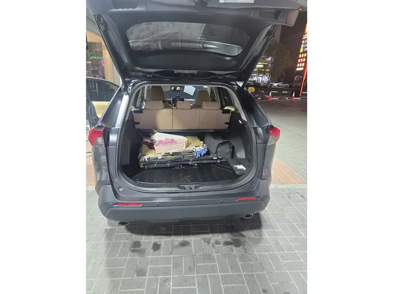 Toyota RAV4 2024 3
