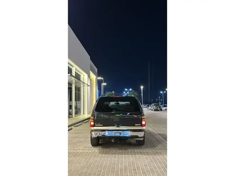 GMC Yukon 2005 9