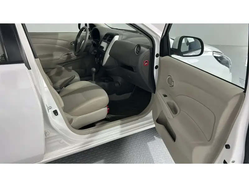 Nissan Sunny STD 2024 8