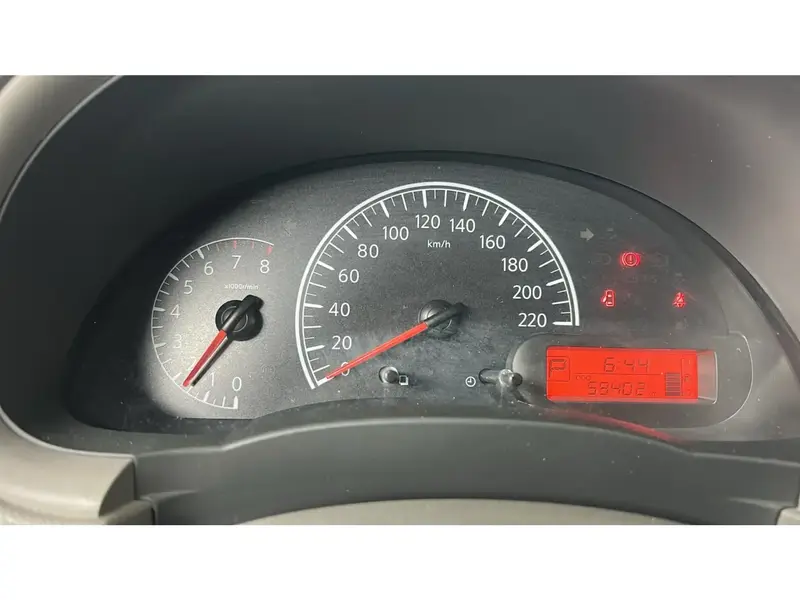 Nissan Sunny STD 2024 26