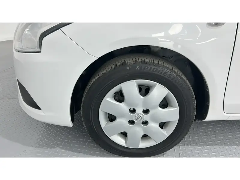Nissan Sunny STD 2024 31