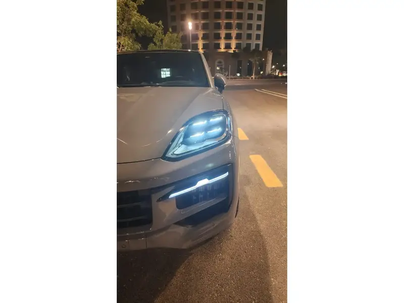 Porsche Cayenne Coupe 2024 Facelift High Spec. 11