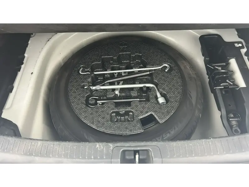 Toyota Corolla XLI 2024 16