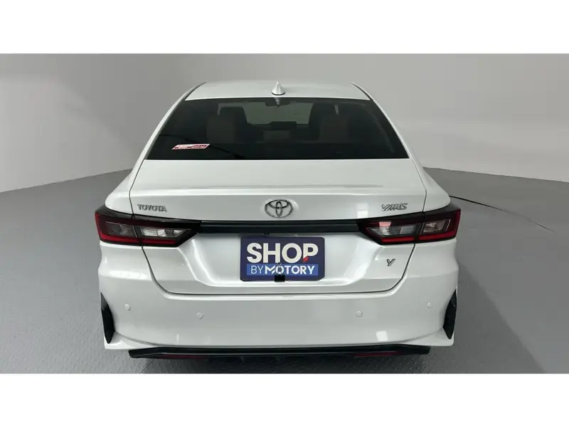 Toyota Yaris Y 2023 3