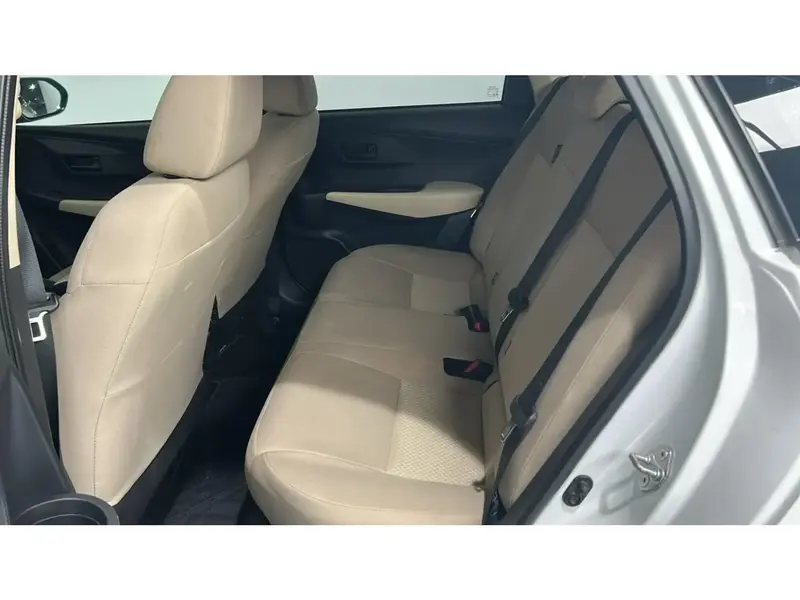 Toyota Yaris Y 2023 11