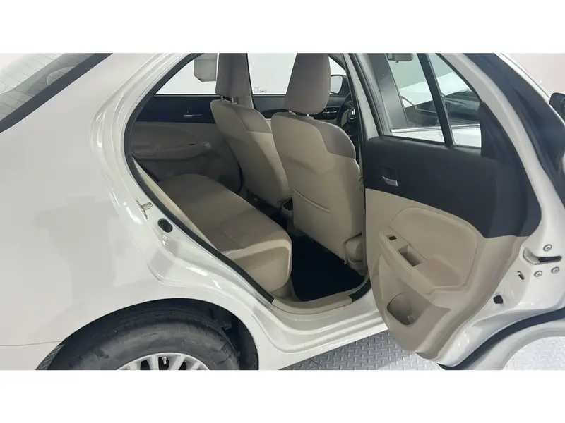 Suzuki Dzire GLX 2023 10