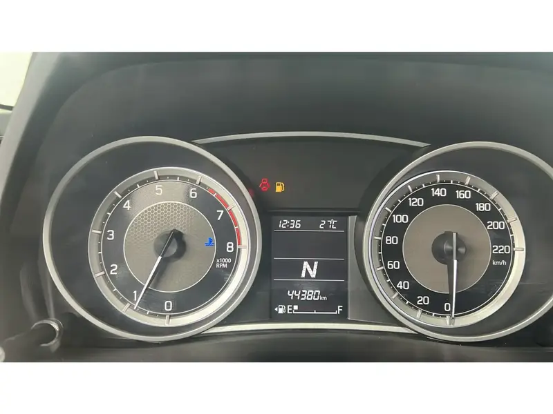 Suzuki Dzire GLX 2023 26