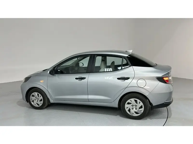 Hyundai GRAND i10 FLT 2024 8