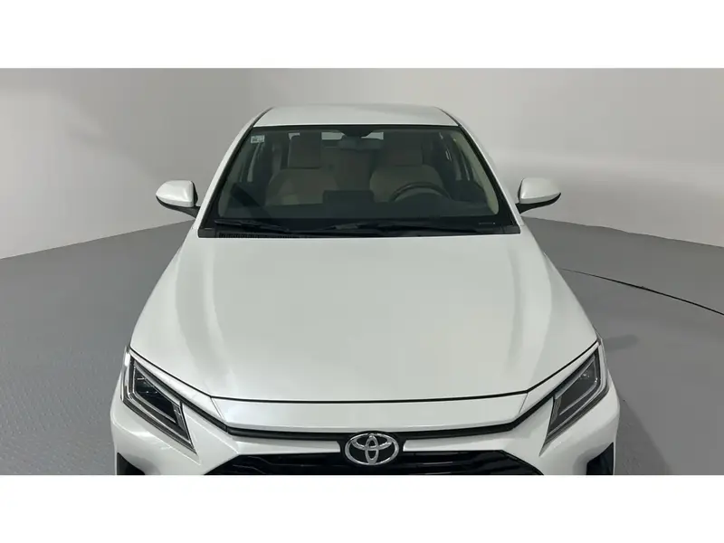 Toyota Yaris Y 2023 6