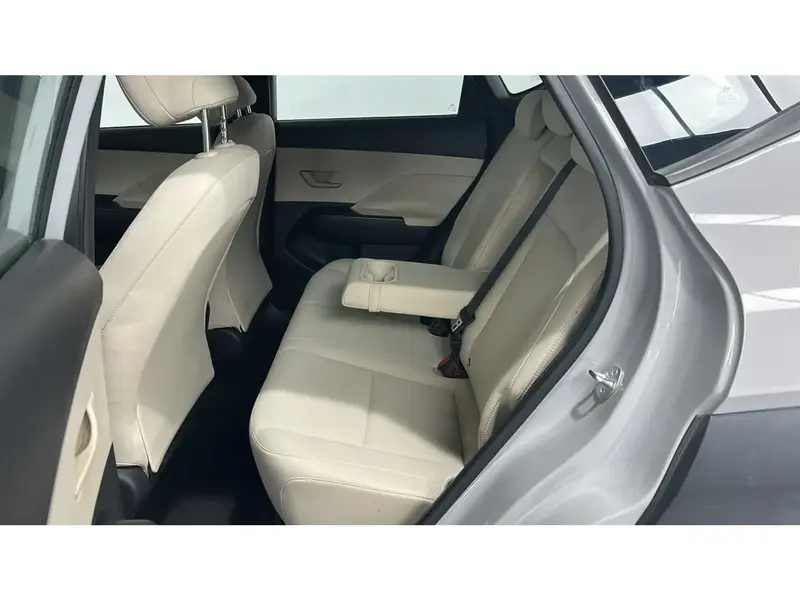 Hyundai Kona GL 2024 24