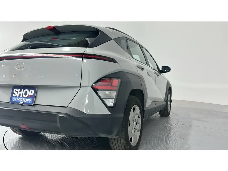 Hyundai Kona GL 2024 16
