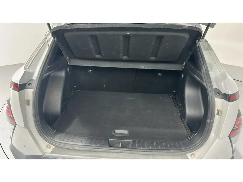 Hyundai Kona GL 2024 19