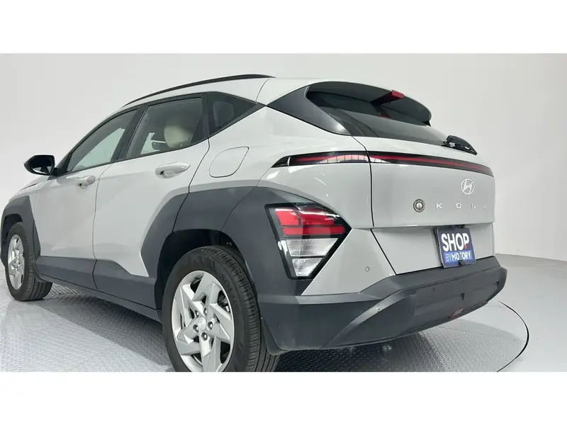 Hyundai Kona GL 2024 18