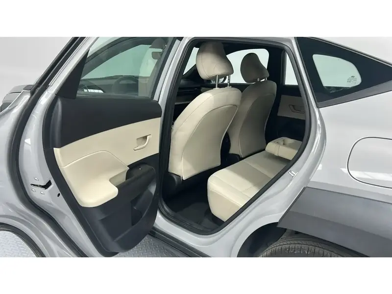 Hyundai Kona GL 2024 23