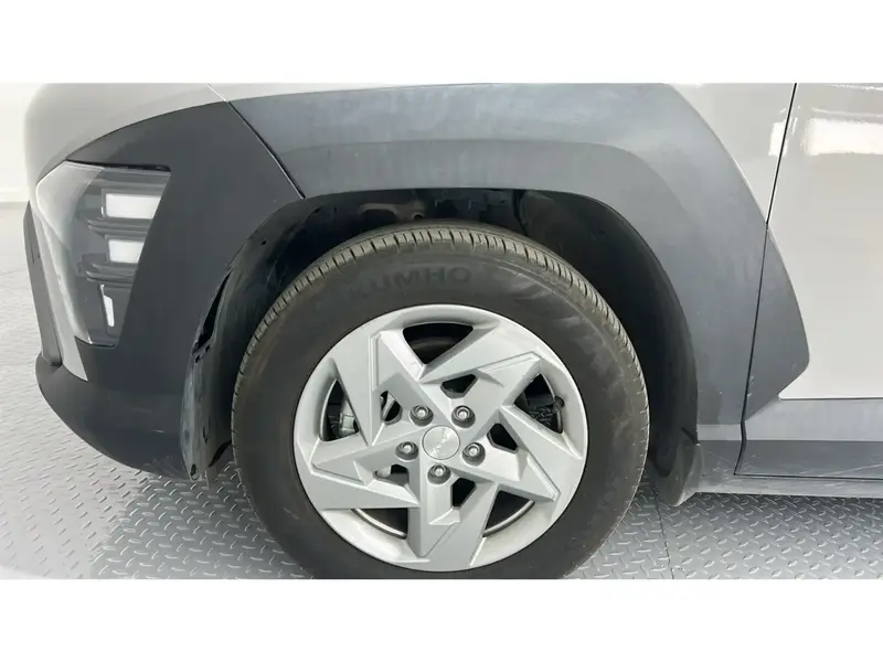 Hyundai Kona GL 2024 33