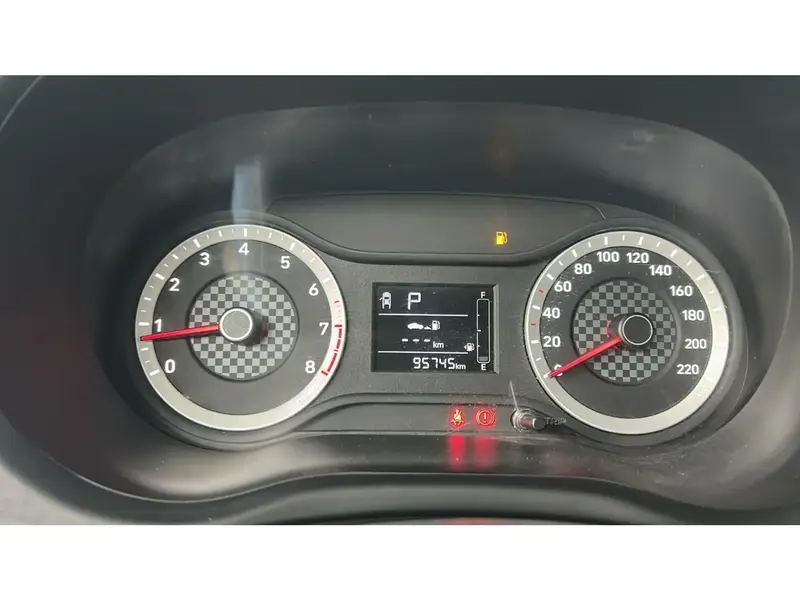 Hyundai GRAND i10 FLT 2024 12