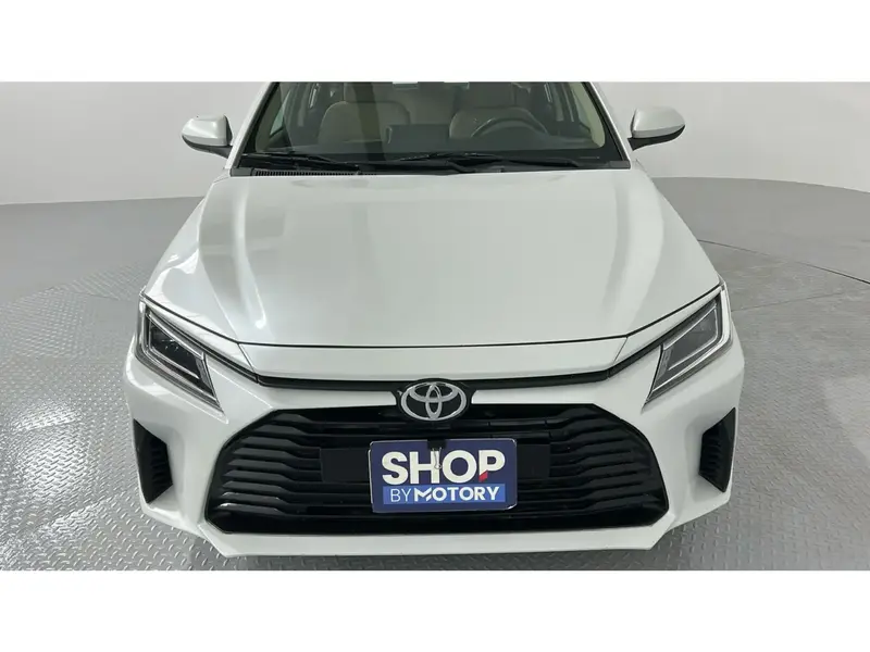 Toyota Yaris Y 2023 8