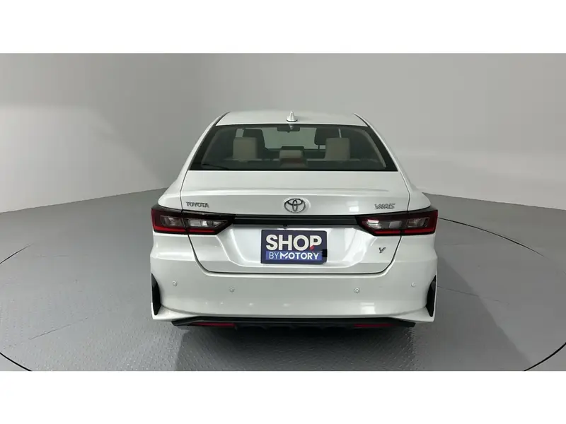 Toyota Yaris Y 2023 14