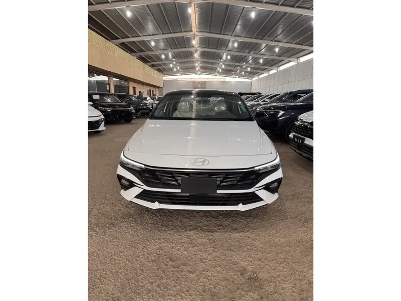 Hyundai Elantra 2026 1