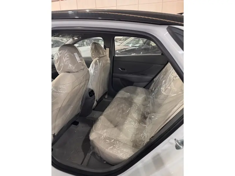 Hyundai Elantra 2026 9
