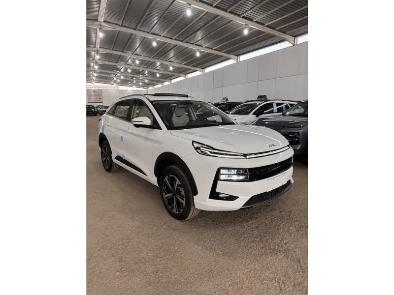 جاك JS6 لاكجرى 2025 2