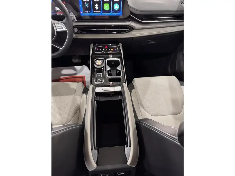 جاك JS6 لاكجرى 2025 10