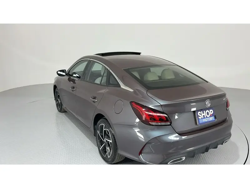 MG GT STD 2023 21
