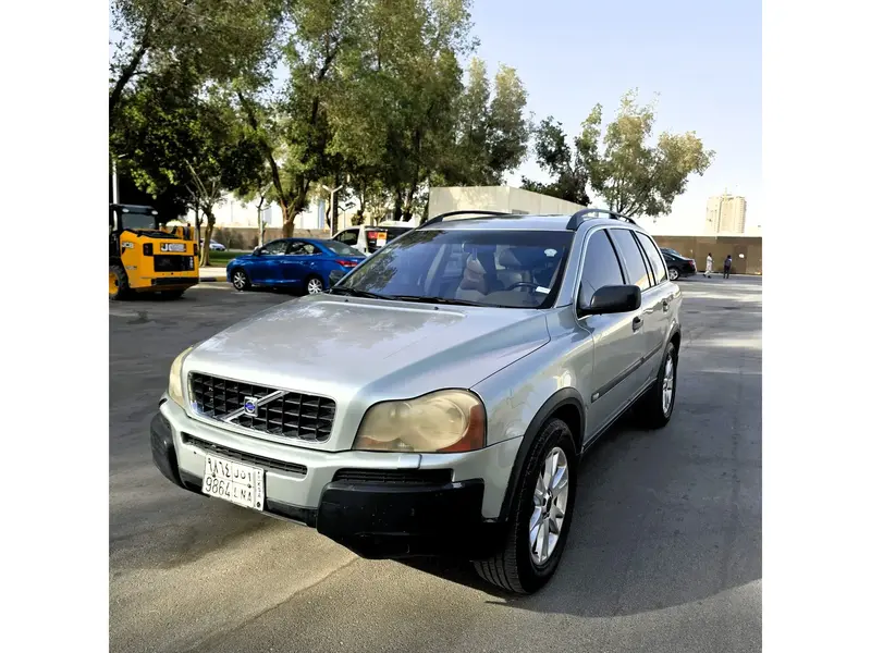 فولفو XC90 - 2004 | ممشى قليل 150 ألف كم | فحص جديد استمارة سارية 1