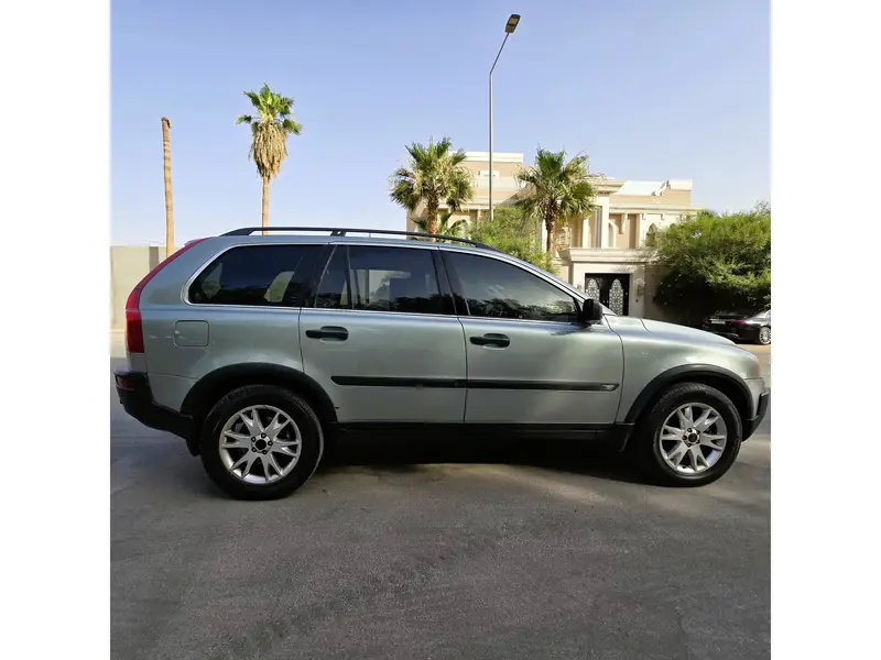 فولفو XC90 - 2004 | ممشى قليل 150 ألف كم | فحص جديد استمارة سارية 4