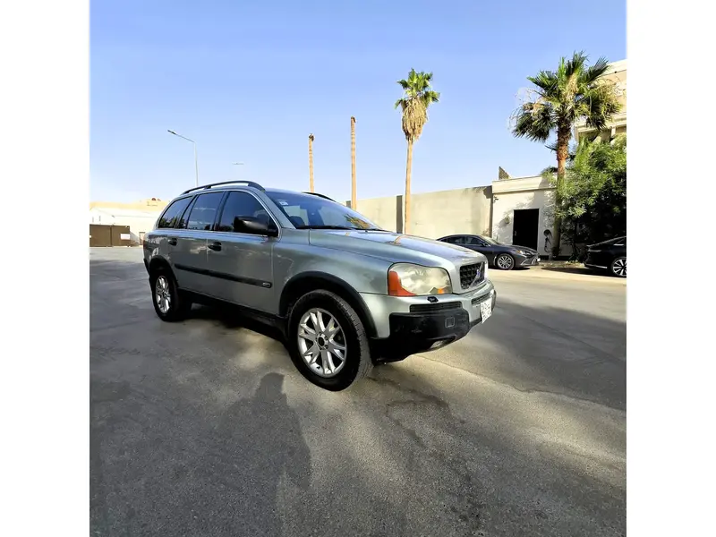 فولفو XC90 - 2004 | ممشى قليل 150 ألف كم | فحص جديد استمارة سارية 3
