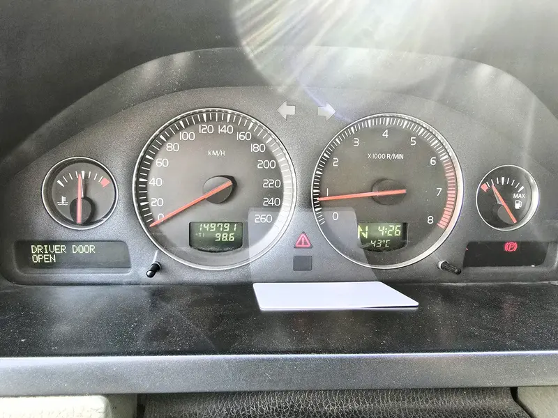 فولفو XC90 - 2004 | ممشى قليل 150 ألف كم | فحص جديد استمارة سارية 18