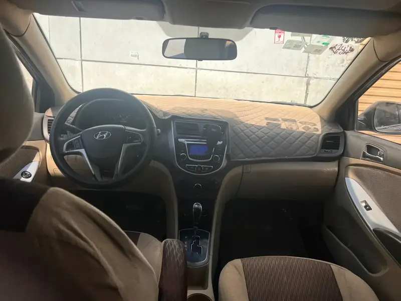Hyundai Accent 2015 4