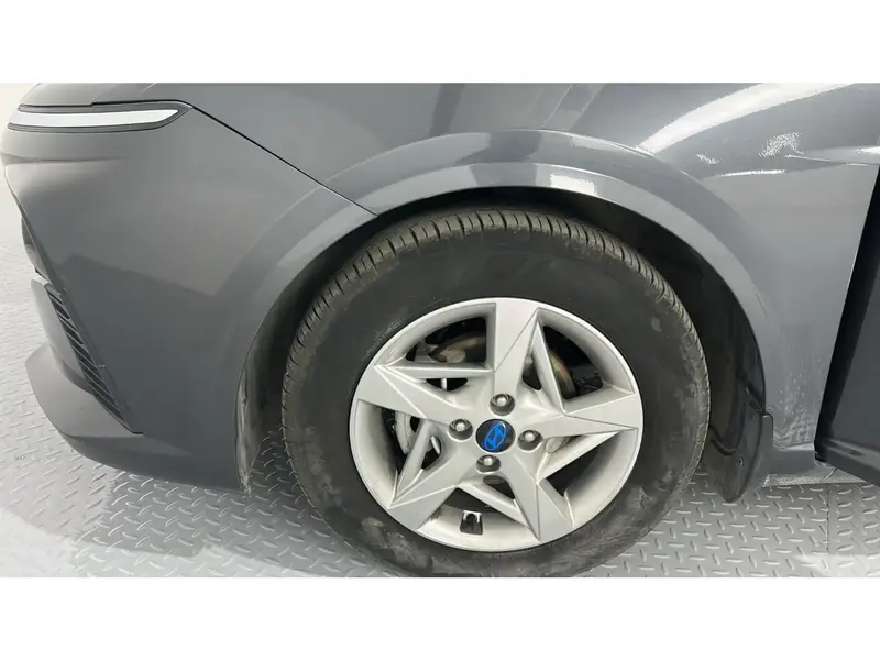 Hyundai Accent FLT 2024 31