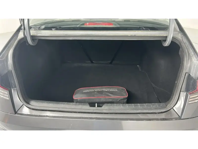Hyundai Accent FLT 2024 33