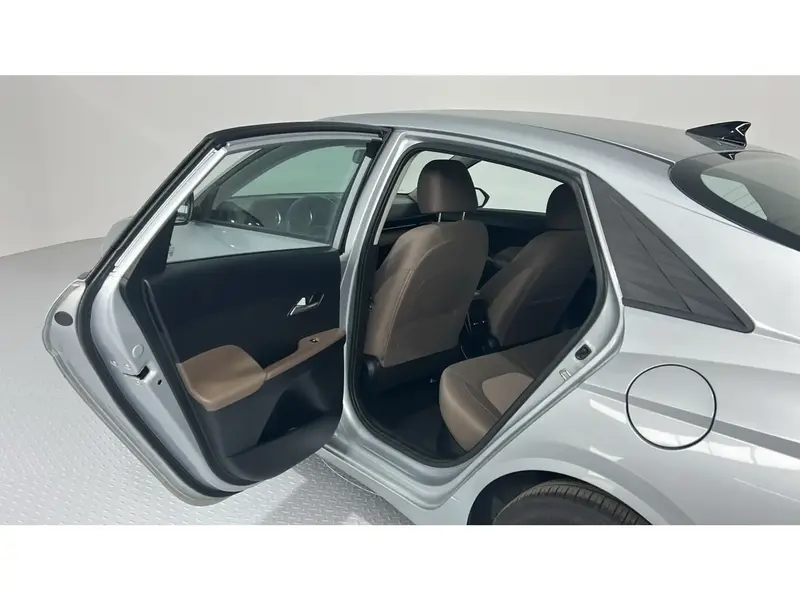 Hyundai Accent FLT 2024 21