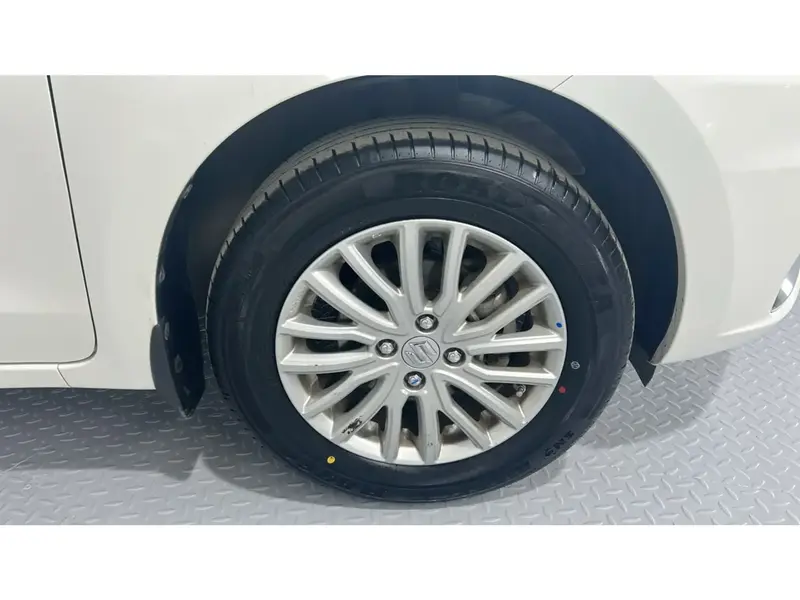 Suzuki Dzire GL 2023 13