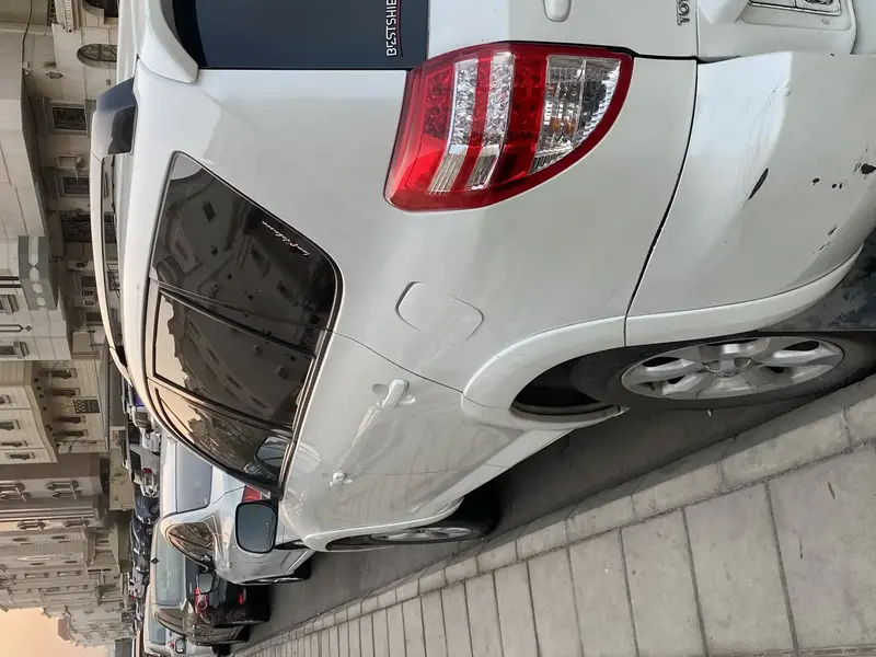 Toyota RAV4 2011 10