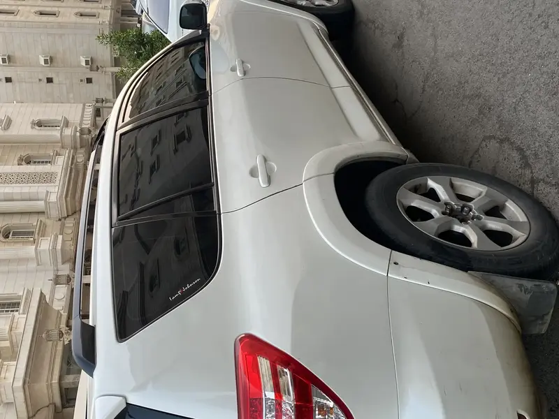 Toyota RAV4 2011 9